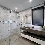 Admiria Villa